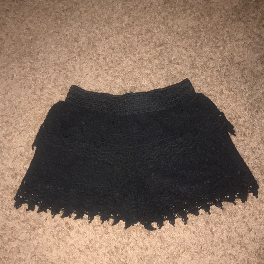 Limonata crochet shorts
